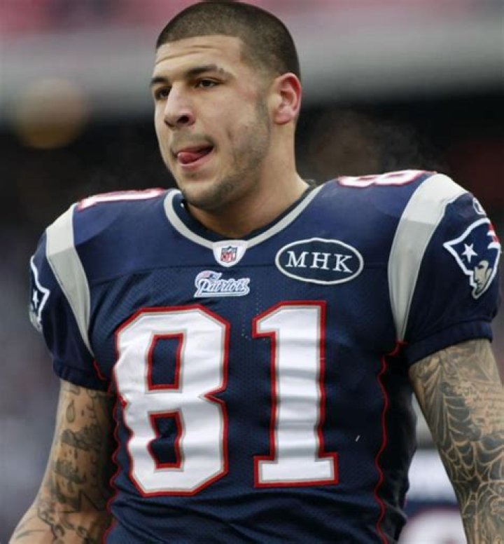 Aaron Hernandez Haircut: The Iconic Style That Defined a Football Star