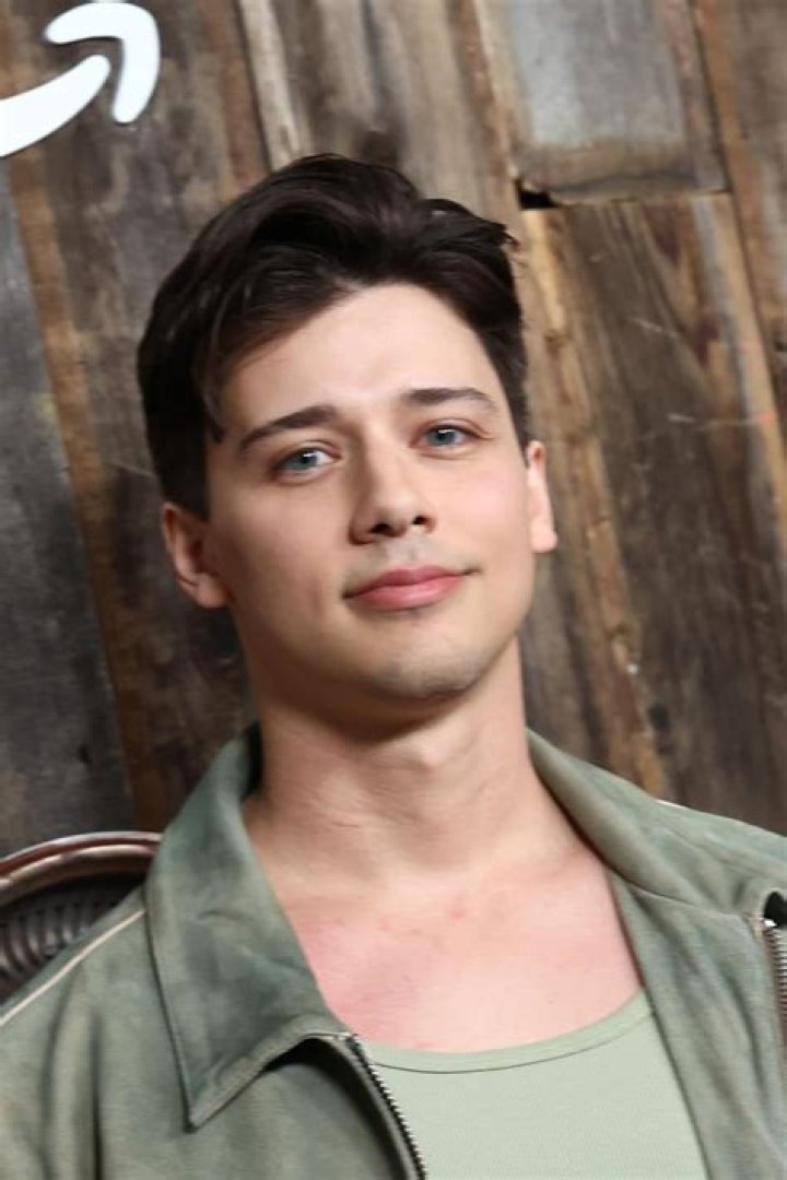 Uriah Shelton: The Rising Star in Hollywood