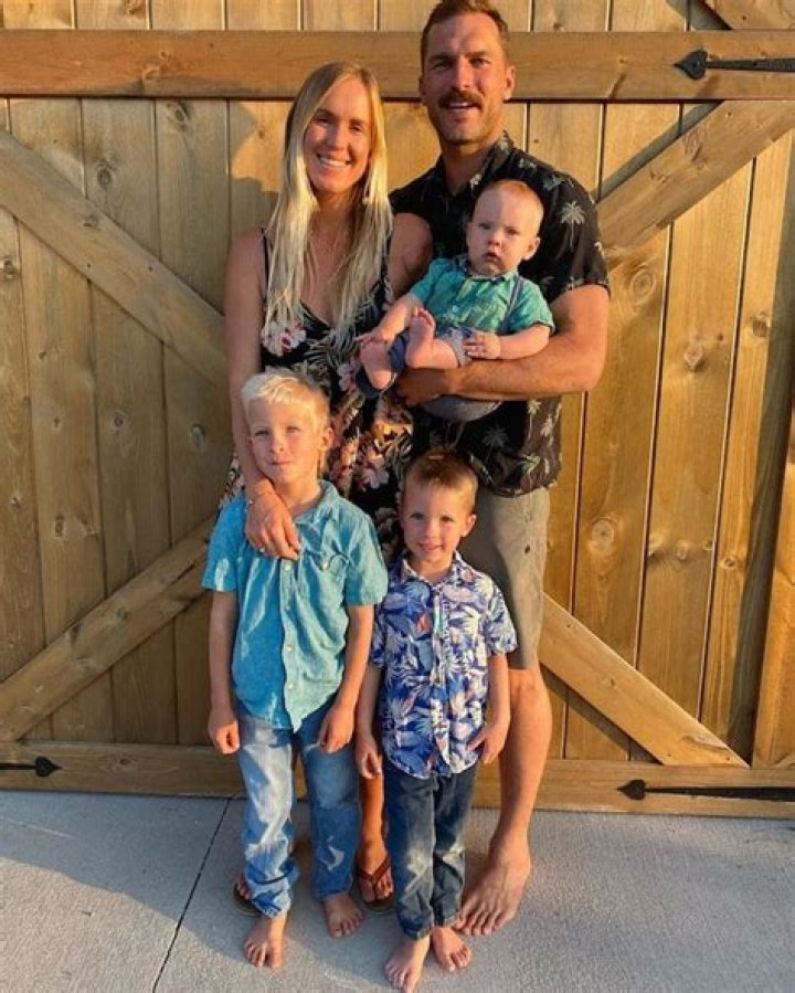 Adam Dirks Height: Unveiling the Truth Behind the Numbers