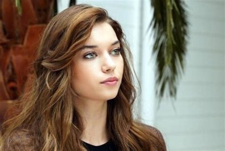 Afra: The Rising Star of Turkish Cinema and Television