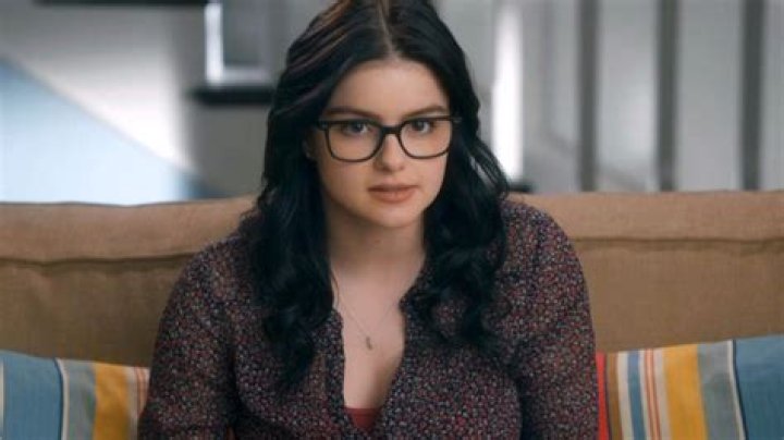 Alex Dunphy from Modern Family: A Comprehensive Guide to Her Character and Journey