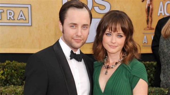Alexis Bledel Kids: A Glimpse into Her Family Life and Parenting Journey