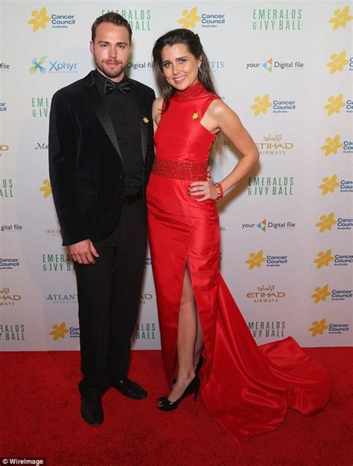 Andrew Steele SNL Wife: A Comprehensive Look at His Life, Career, and Relationship