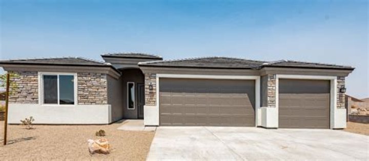 Discovering the Unique World of Angle Homes