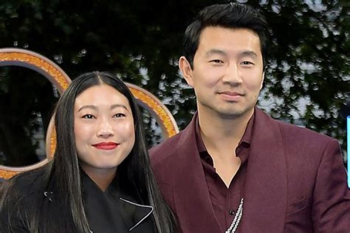 Awkwafina's Husband: A Comprehensive Look into Her Personal Life and Career