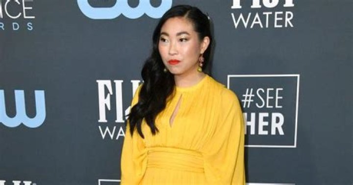 Awkwafina's Personal Life: A Deep Dive into Her Journey and Achievements
