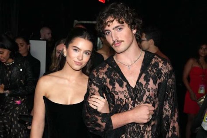 Benson Boone Girlfriend: Everything You Need to Know About His Love Life