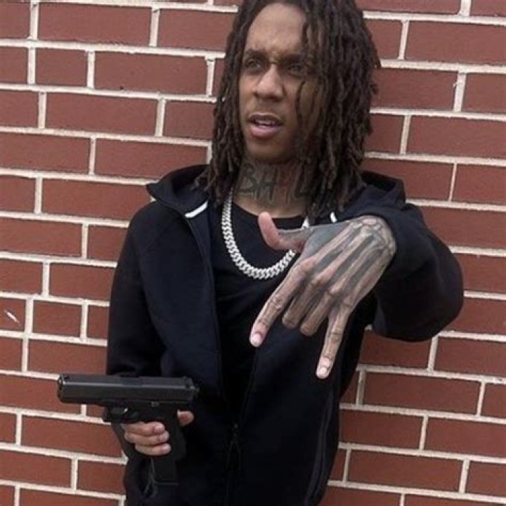 Bloodhound Lil Jeff Video: Unraveling the Viral Sensation and Its Impact