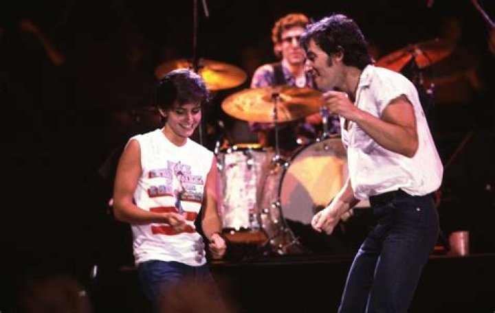 Unforgettable Encounters: Bruce Springsteen and Courteney Cox