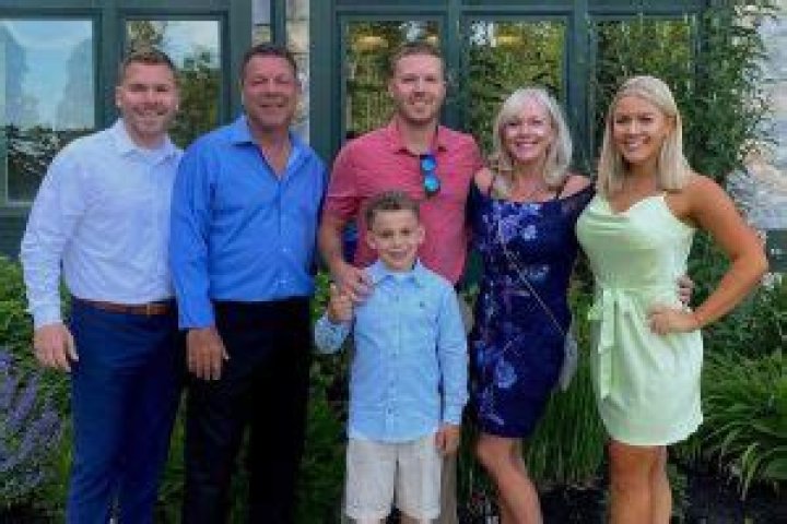 Caroline Leavitt Education: A Comprehensive Guide to Her Life, Career, and Educational Background