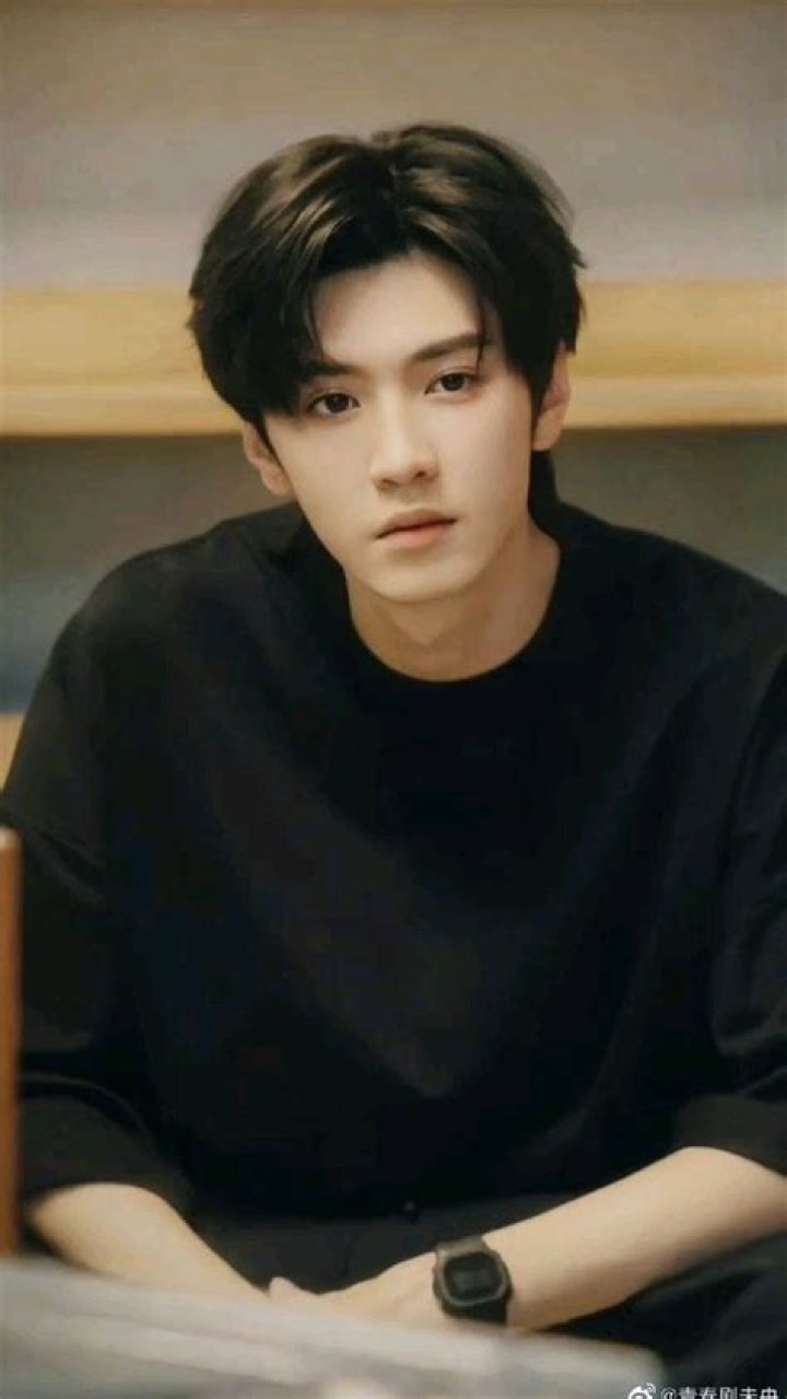 Chen Zheyuan Age: A Comprehensive Guide to the Rising Star's Life and Career