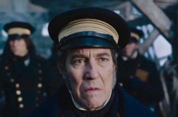 Ciar&aacute;n Hinds Height: Everything You Need to Know