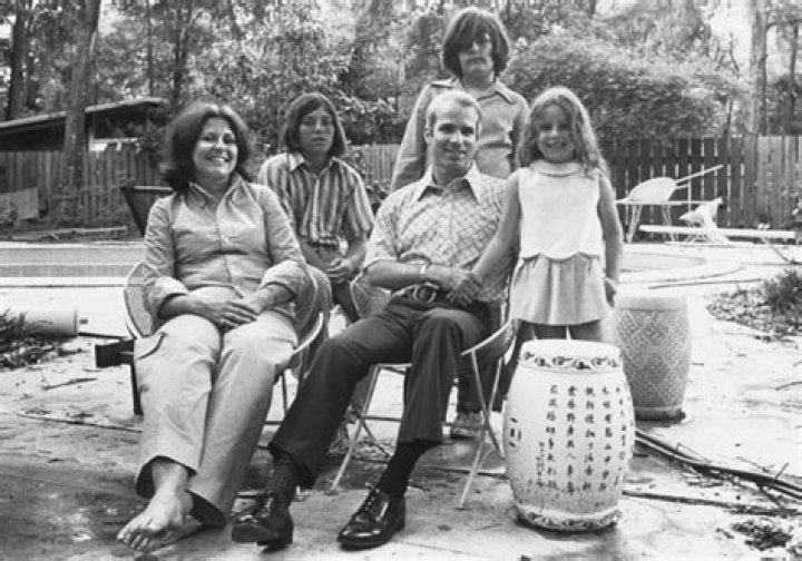 Cindy Lou Hensley: The Inspiring Journey of a Remarkable Woman