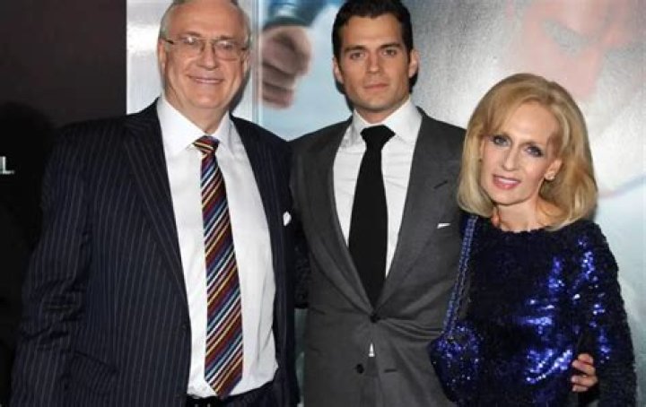 Colin Cavill: The Rising Star in Hollywood and His Journey to Fame