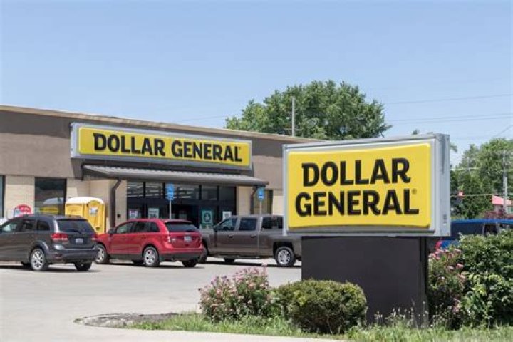 Find a Dollar General near Highway 72: Locations & Hours
