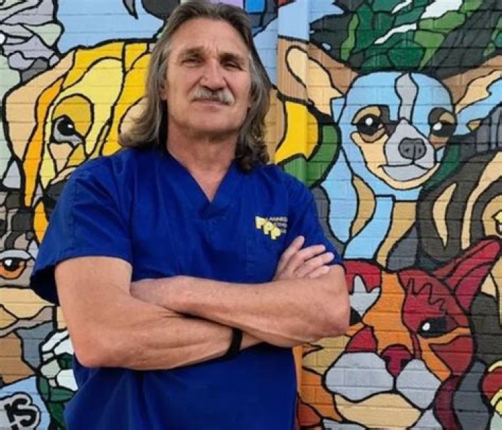 Discovering Dr. Jeff Young: A Renowned Veterinarian and Animal Advocate