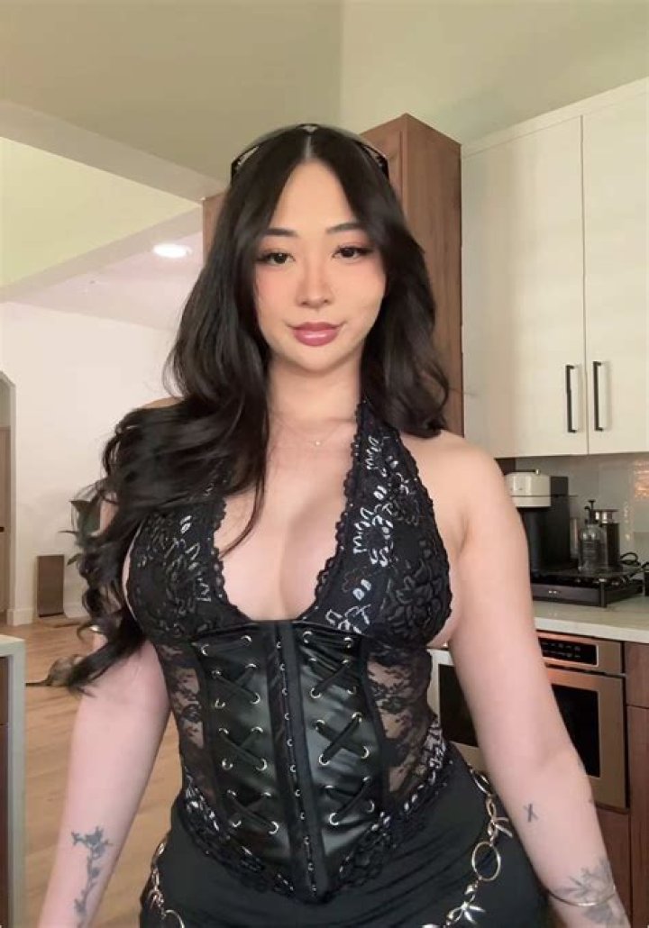 Emily Santtt Forum: A Comprehensive Guide to the Online Community