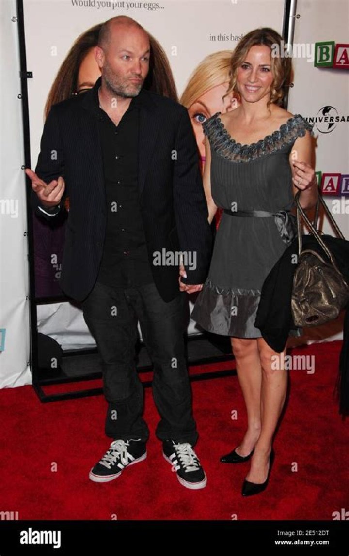 Discovering Esther Nazarov: A Rising Star in the Entertainment Industry