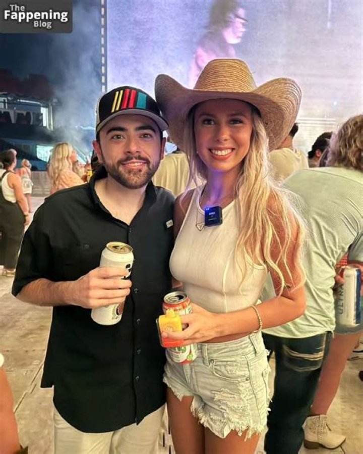 Hailey Welch Leaked: Understanding the Controversy and Its Implications