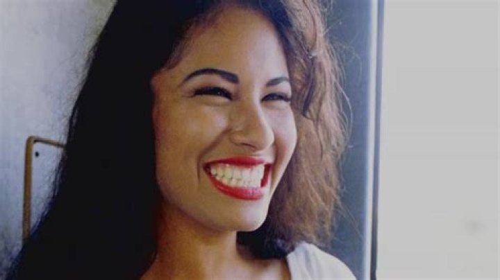 How Much Did Selena Quintanilla Make? A Comprehensive Look at Her Earnings and Legacy