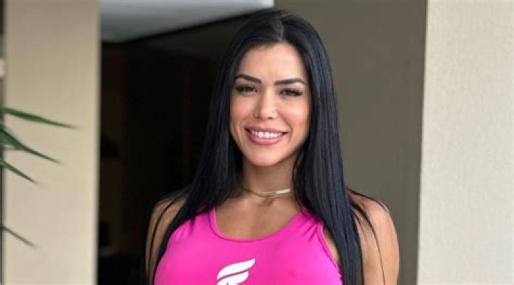 Discovering Indinara Jung: A Rising Star in the Entertainment World