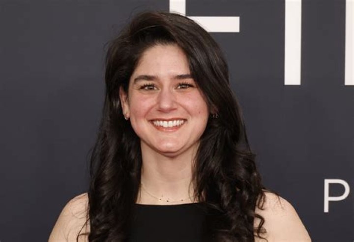 Is Elyse Myers Divorced? Uncovering the Truth Behind the Rumors