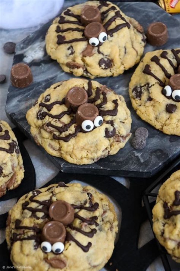 Which Company is Considered the Best in the Halloween Cookies Market?