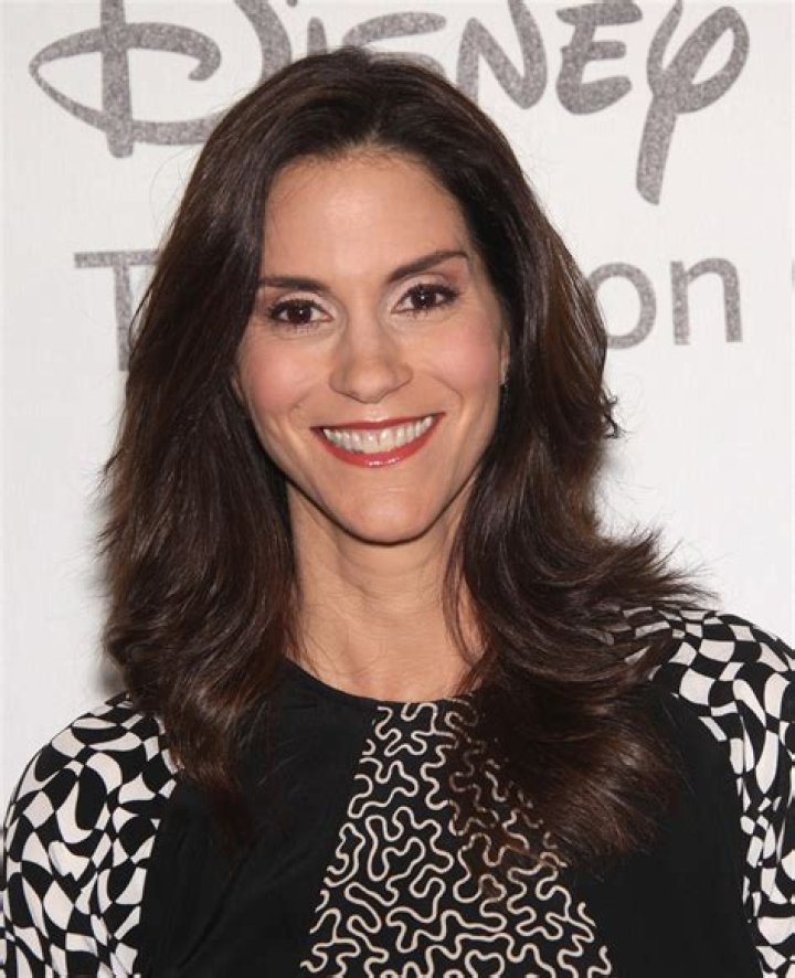 Jami Gertz: A Comprehensive Look at Her Life, Career, and Achievements