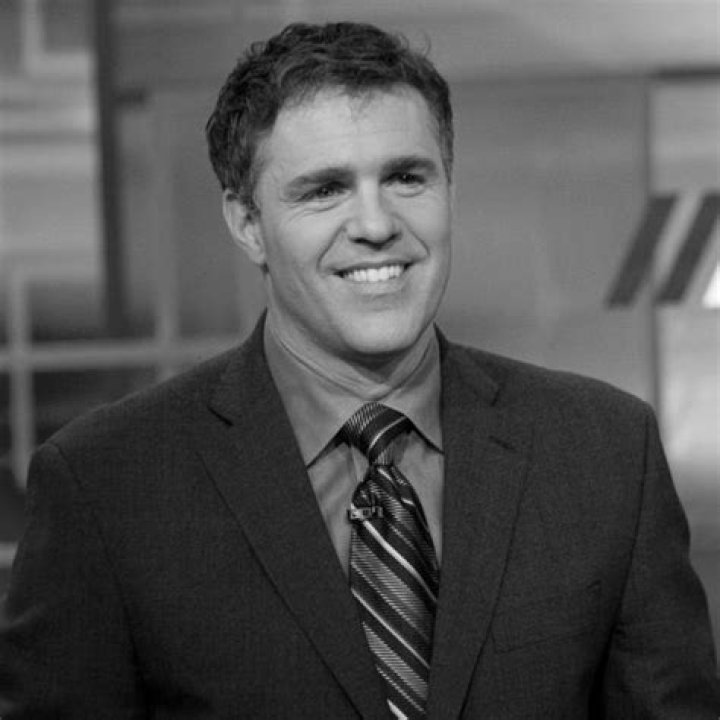 Jay Crawford Net Worth: A Comprehensive Guide to His Wealth and Career