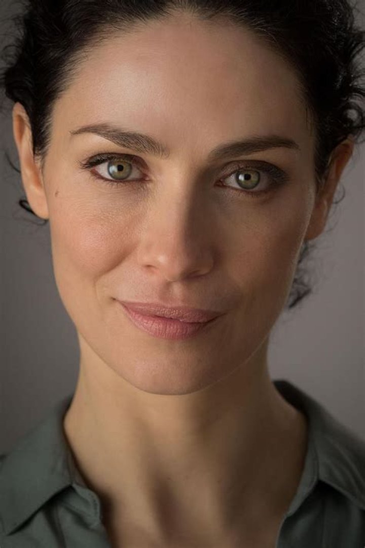 Joanne Kelly: A Comprehensive Guide to the Talented Actress
