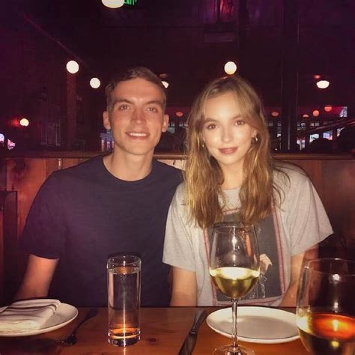 Jodie Comer Boyfriend: Everything You Need to Know About Her Love Life