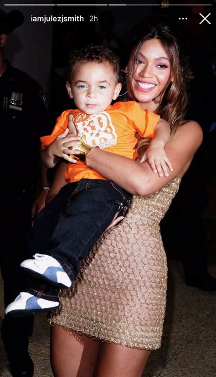 Julez Smith: The Rising Star in the Fashion Industry