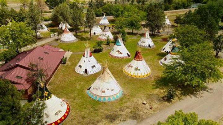 Kahneeta Resort: Your Ultimate Luxury Escape in the Heart of Nature