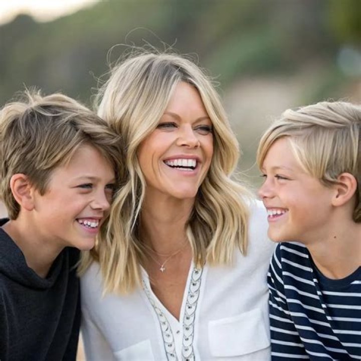 Kaitlin Olson Siblings: A Closer Look at Her Family and Life