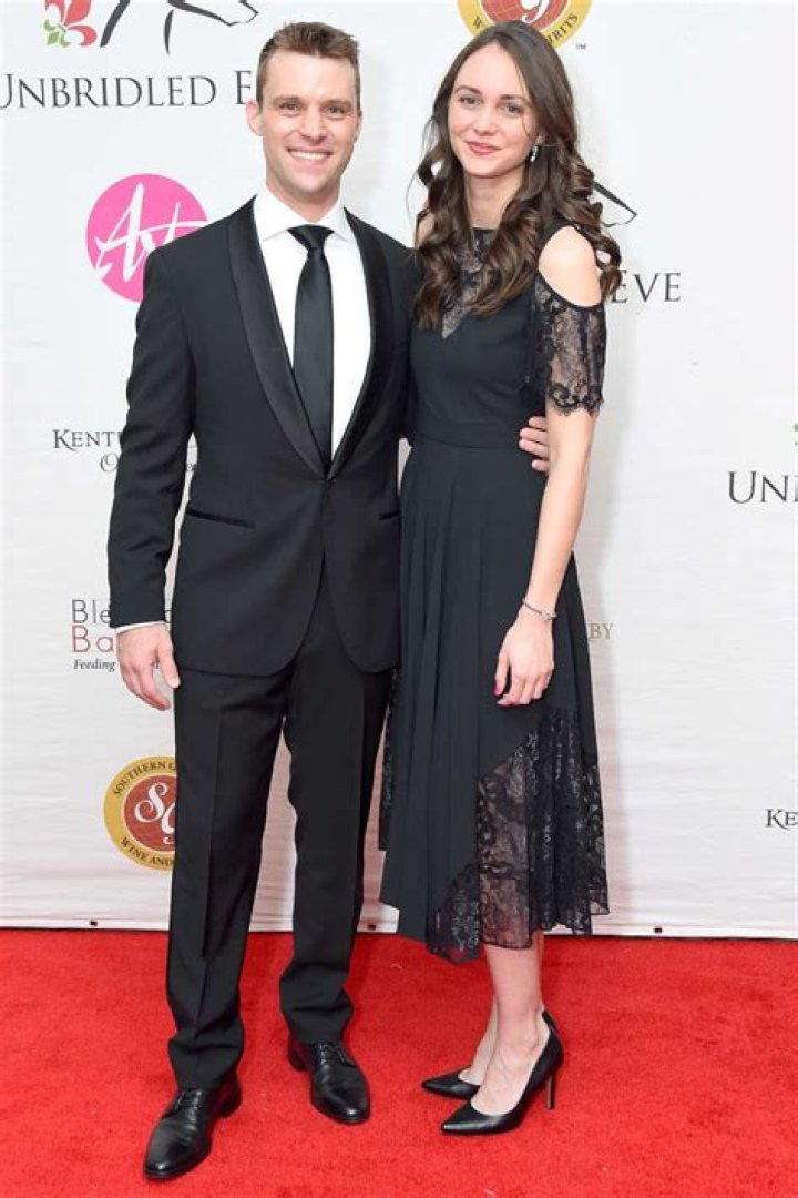 Kali Woodruff Carr: Exploring Her Research Interests and Contributions