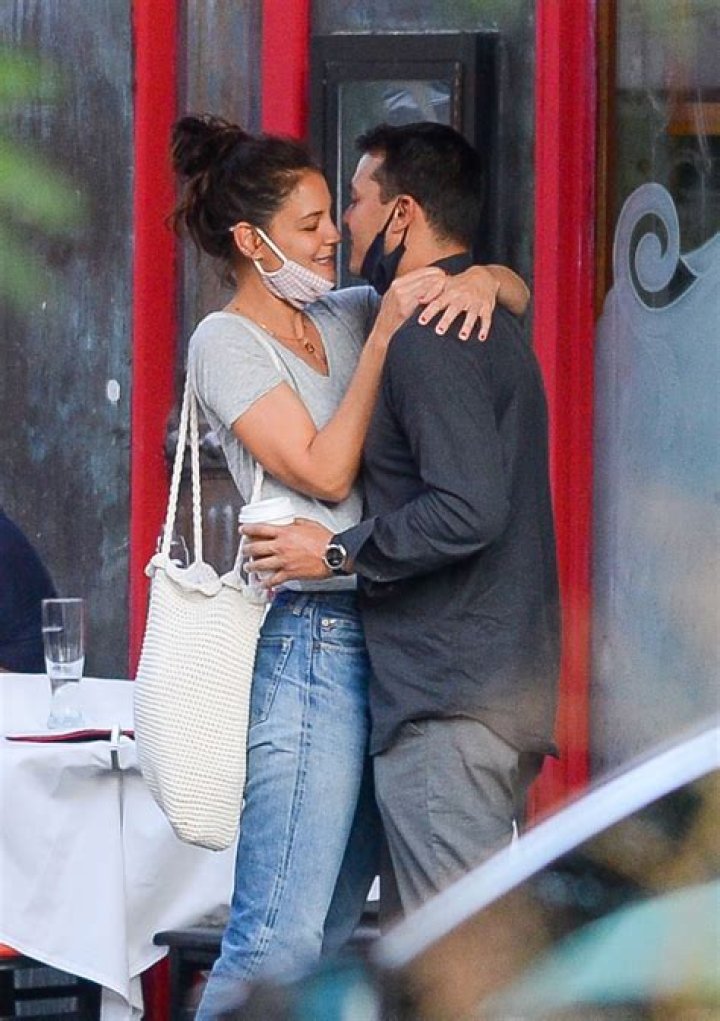 Katie Holmes' Boyfriend: A Closer Look at Her Love Life and Relationships