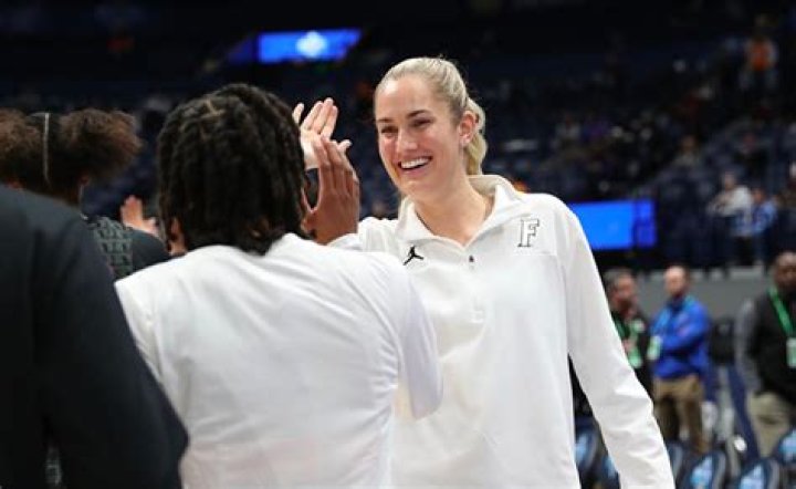 Kelly Rae Finley Husband: A Comprehensive Guide to Her Life and Relationship