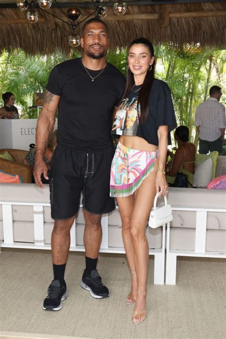 Larry English Net Worth: Unveiling the Wealth of a Rising Star