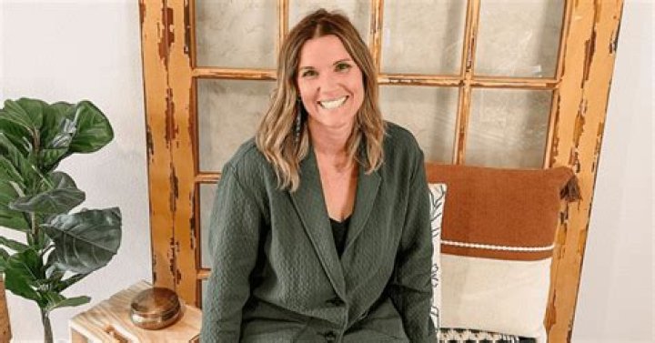 Leslie Davis Net Worth: A Comprehensive Guide to Her Wealth and Career Achievements