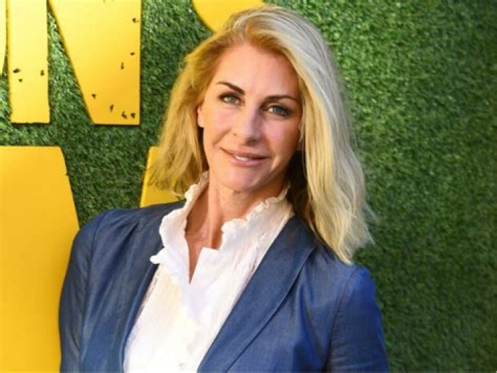 Lisa Hogan Net Worth: A Comprehensive Guide to Her Wealth and Career