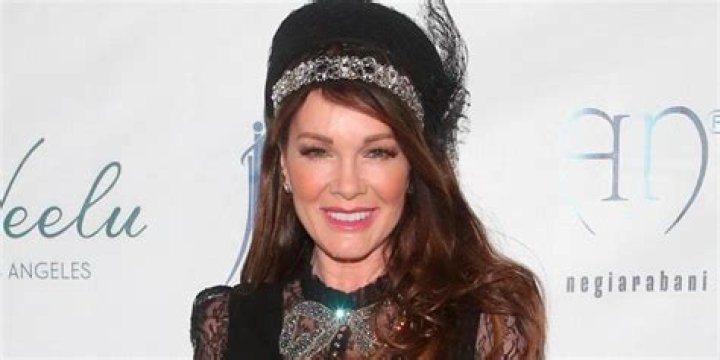 Lisa Vanderpump Net Worth 2024: A Comprehensive Guide to Her Wealth and Success
