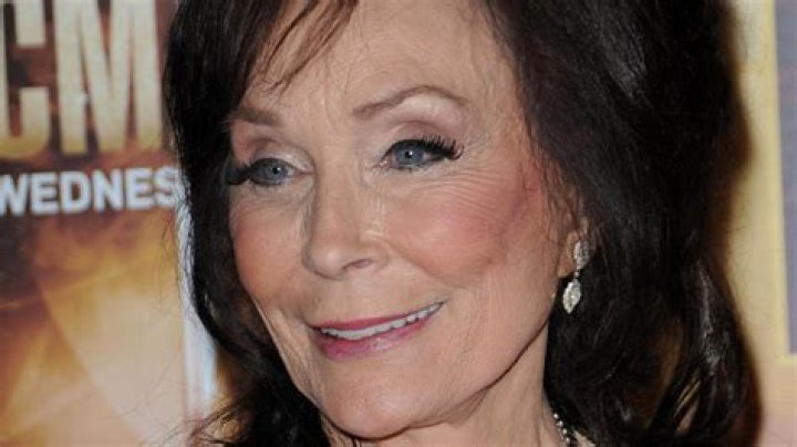 Loretta Lynn: The Life and Legacy of a Country Music Icon