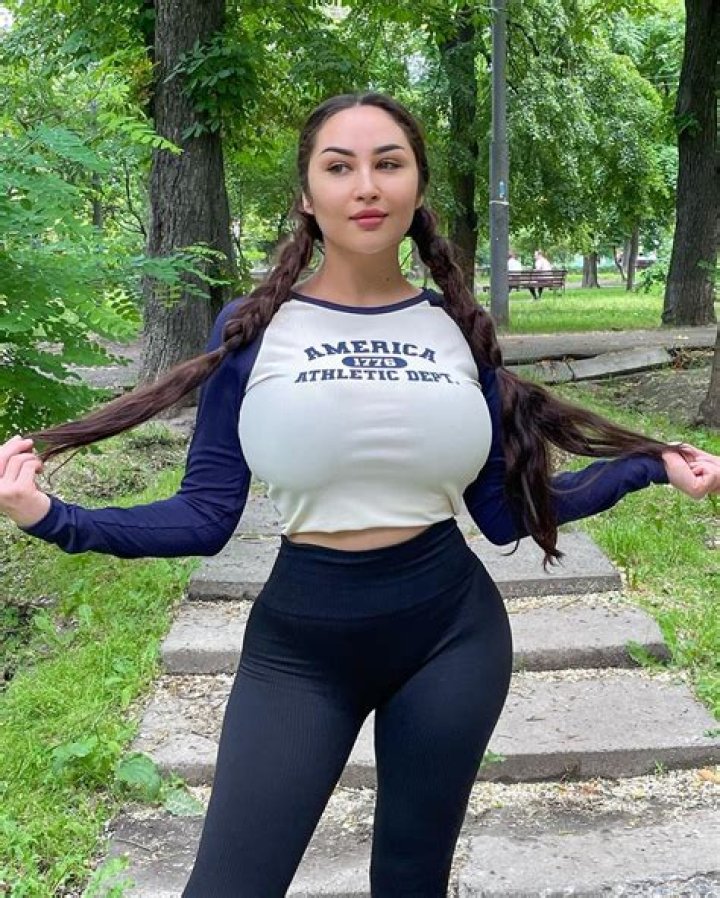 Louisakhovanski: Exploring the Life, Career, and Influence of a Rising Star