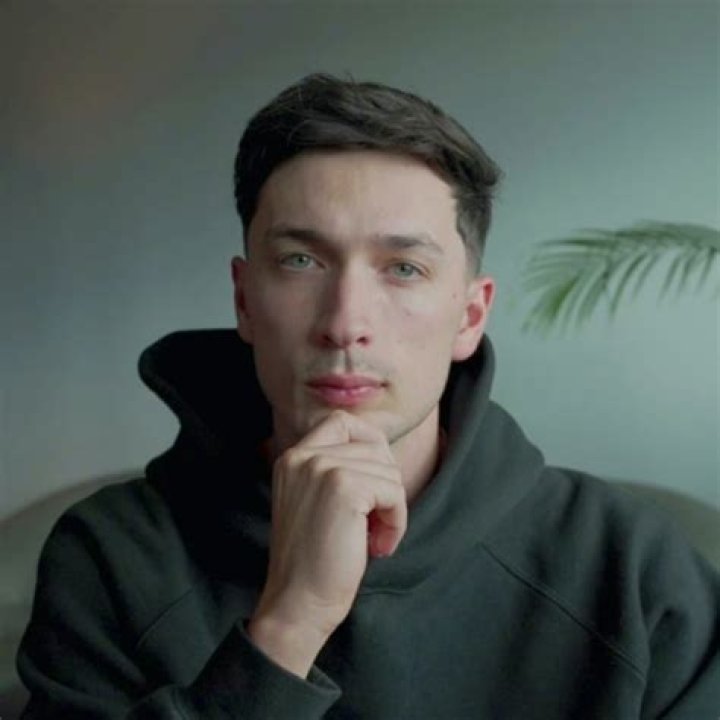 Luke Belmar: The Rising Star in Modern Music and Artistry