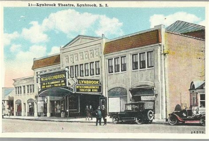 Explore the Rich History and Vibrant Experience of Lynbrook Theater NY