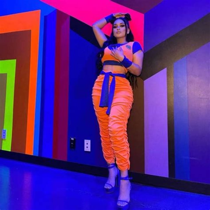 Marlene Santana OnlyFans: Unveiling the Truth Behind the Controversy