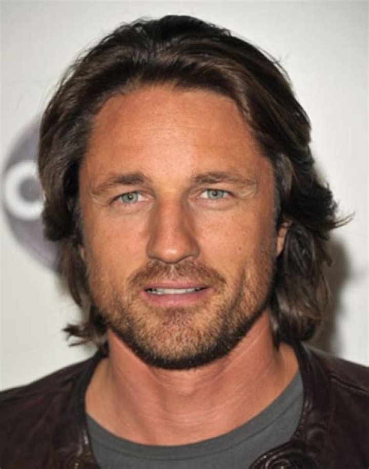 Martin Henderson Plastic Surgery: Unveiling the Truth Behind the Transformation