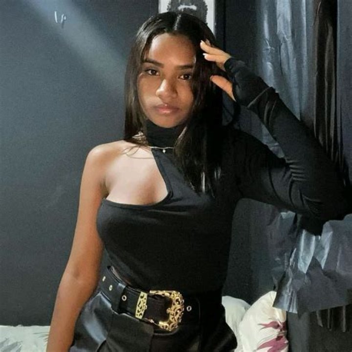 Nayara Assun&ccedil;&atilde;o: A Rising Star in the World of Entertainment