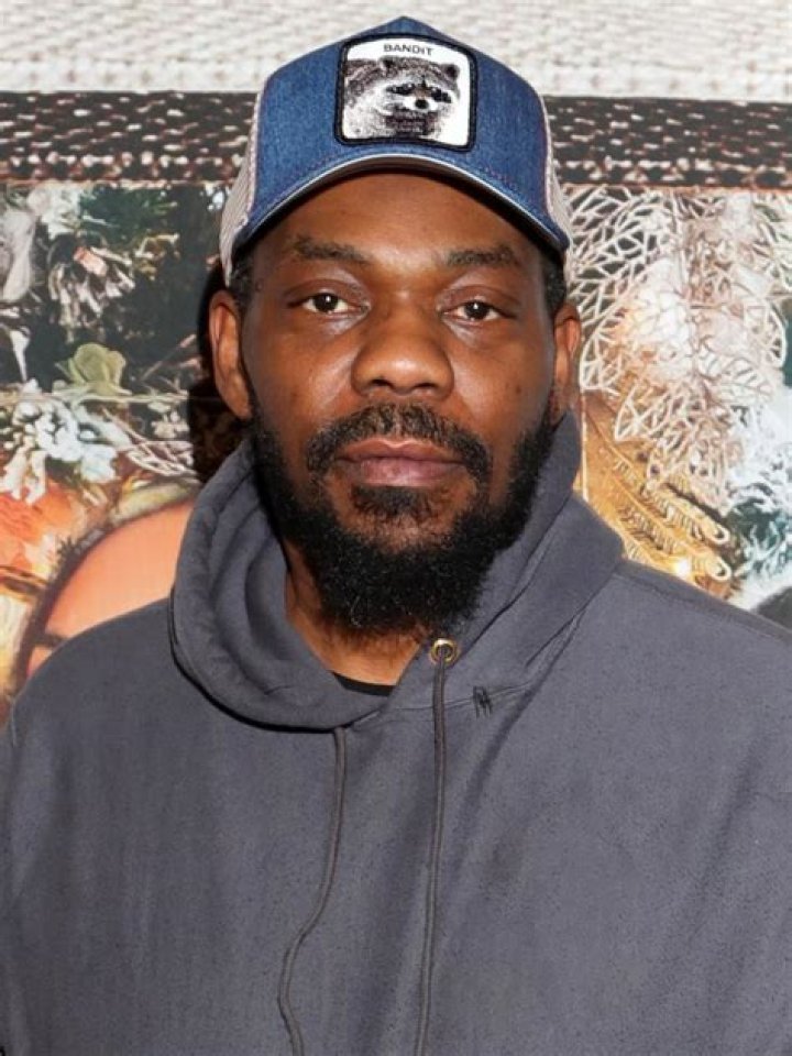 Exploring Rapper Beanie Sigel Net Worth: From Success to Struggles