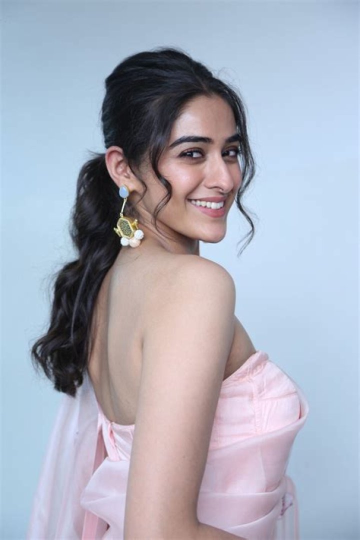 Sakshi Vaidya: Unveiling the Life, Career, and Achievements of a Rising Star